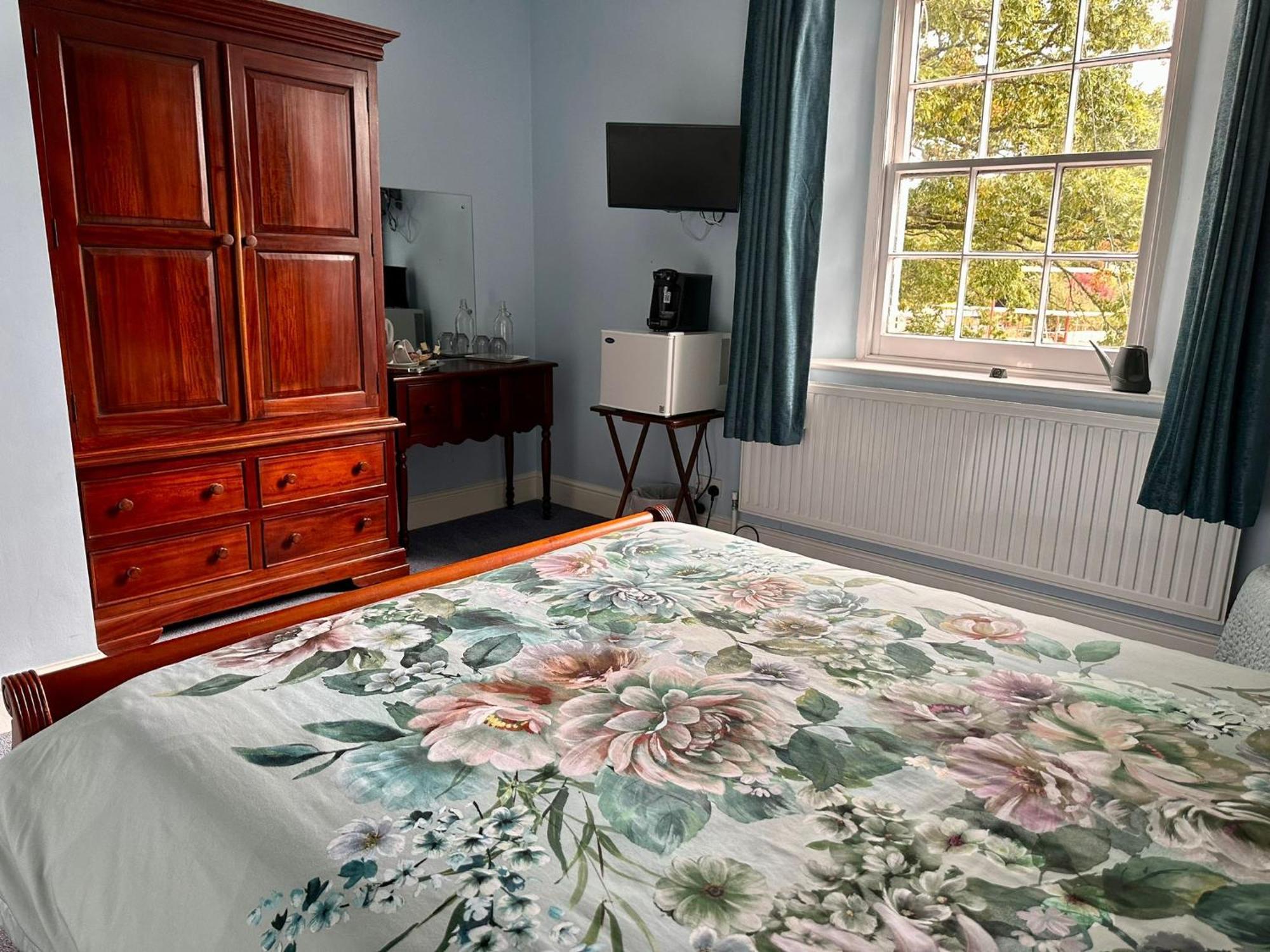 Manor Inn Galmpton Extérieur photo