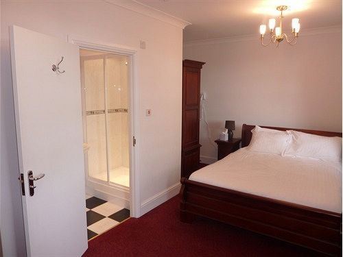 Manor Inn Galmpton Extérieur photo